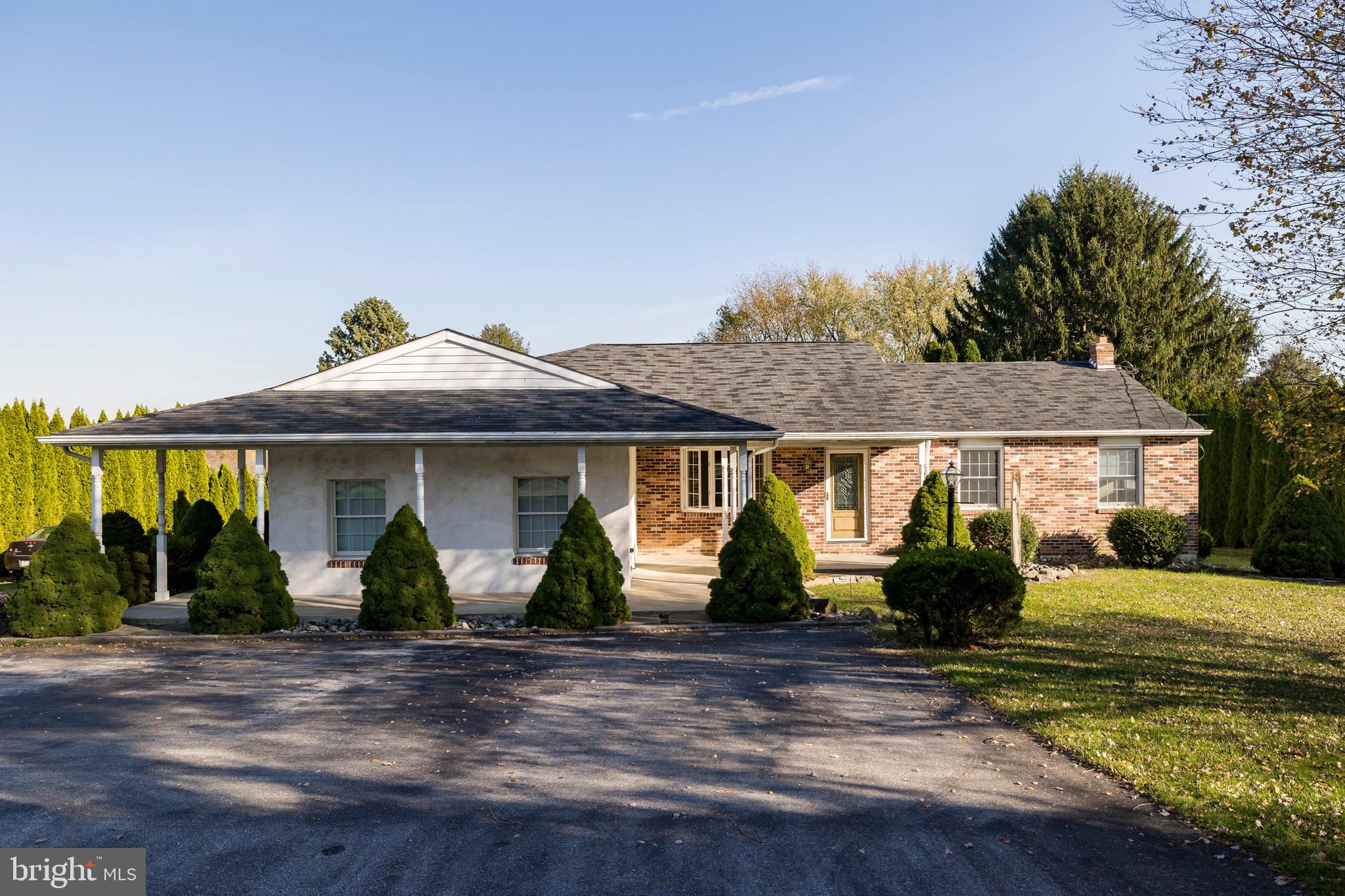 312 North Sandy Hill Road Coatesville, PA 19320 - Photo 2 of 55