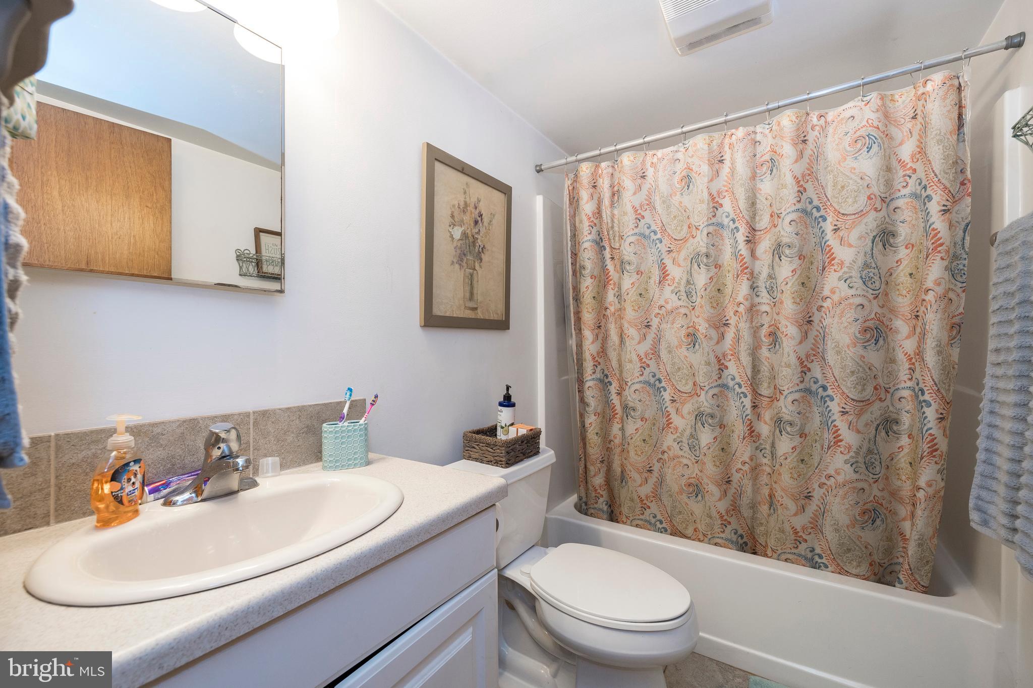 312 North Sandy Hill Road Coatesville, PA 19320 - Photo 25 of 55 Apartment Bath