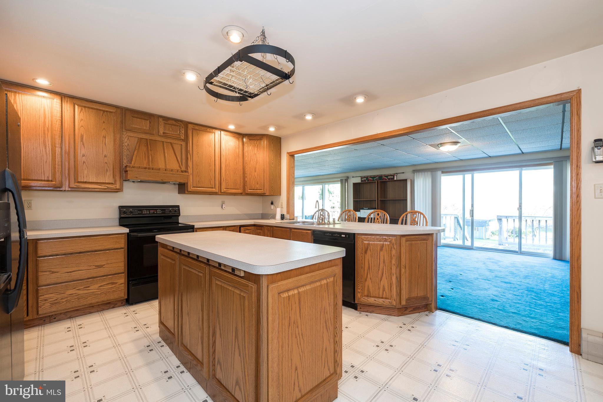 312 North Sandy Hill Road Coatesville, PA 19320 - Photo 4 of 55 Kitchen