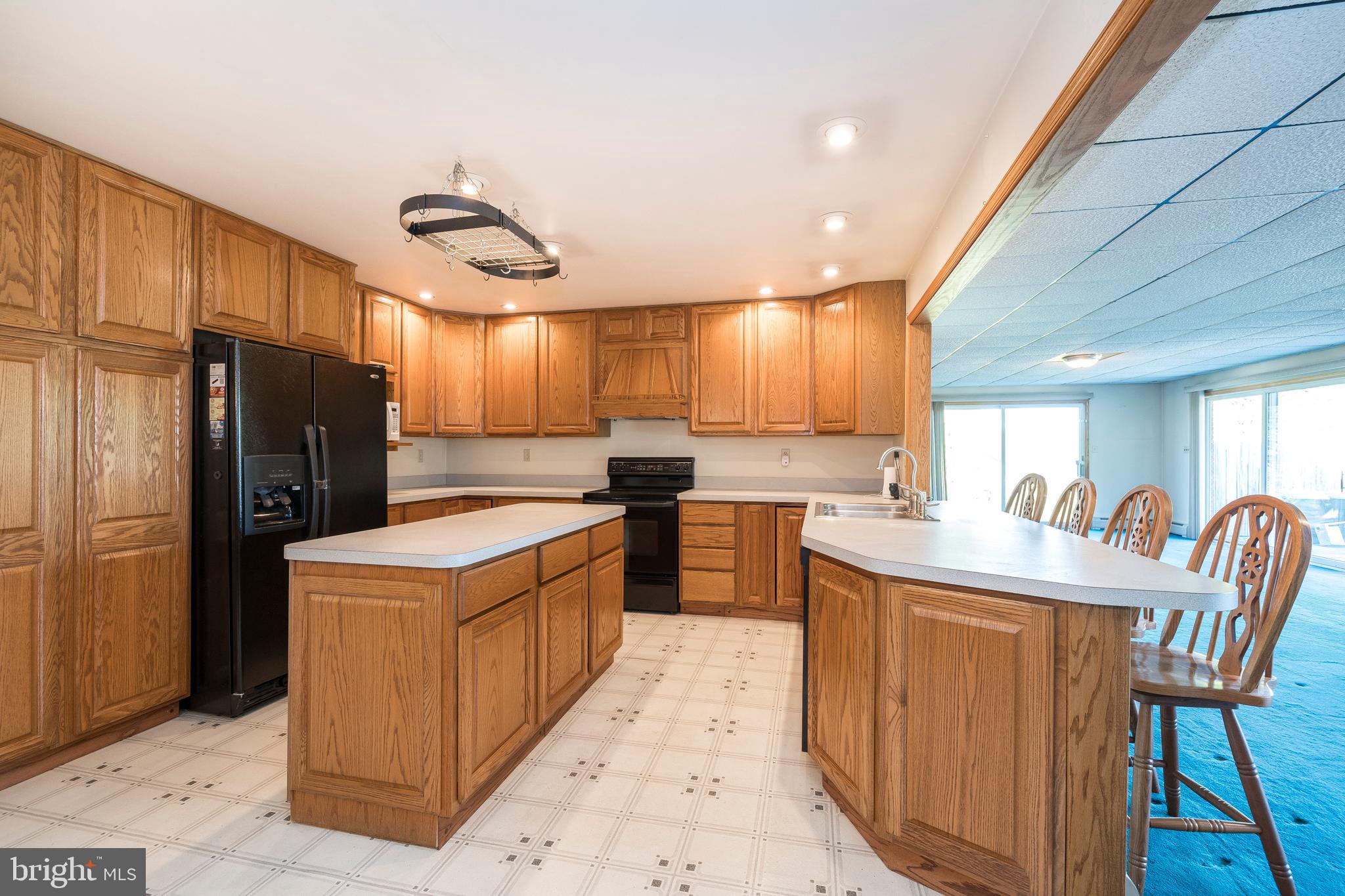 312 North Sandy Hill Road Coatesville, PA 19320 - Photo 6 of 55 Kitchen