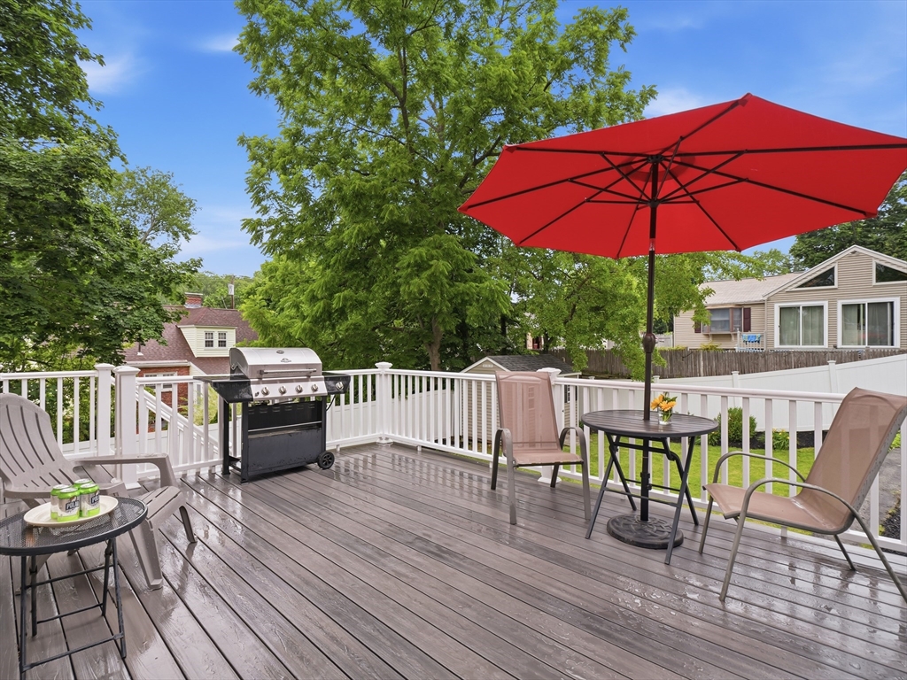 19 Florence Road Methuen, MA 01844 - Photo 33 of 40