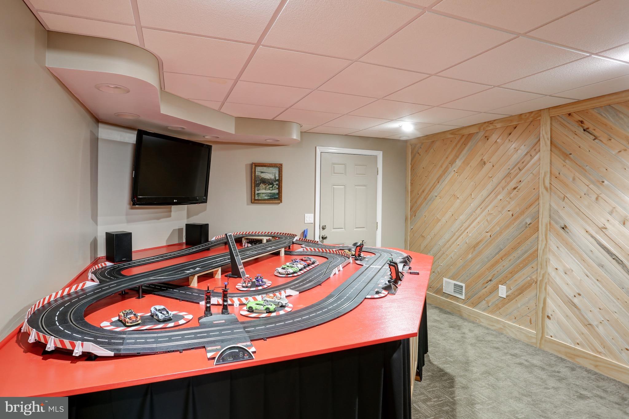 1 Pewter Drive Lititz, PA 17543 - Photo 36 of 58