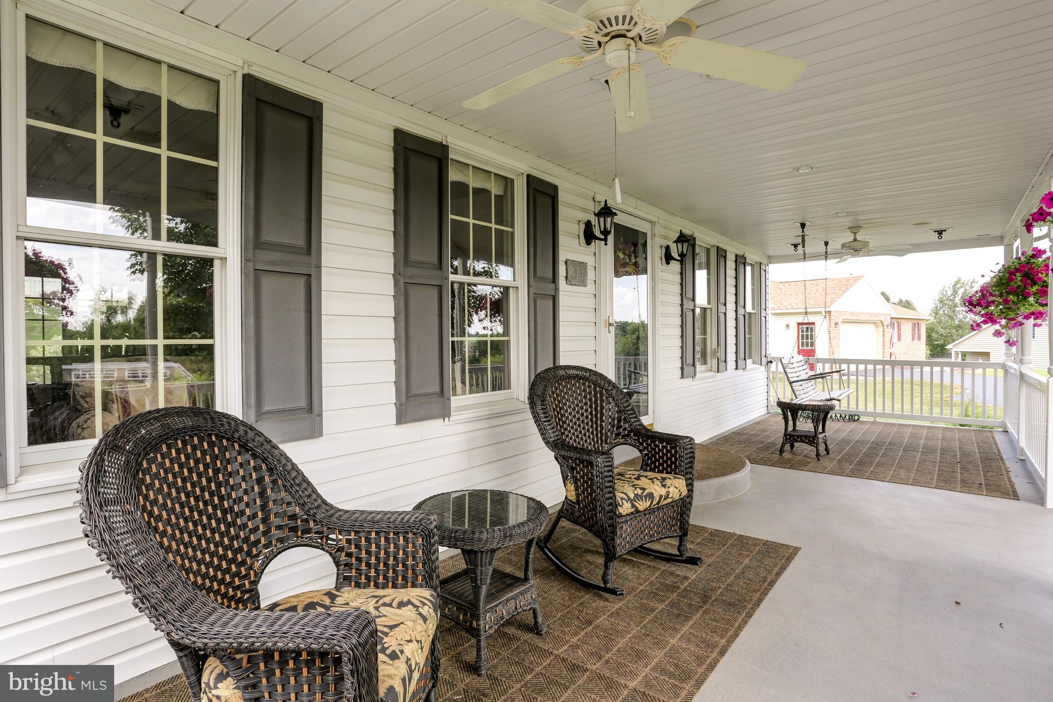 1 Pewter Drive Lititz, PA 17543 - Photo 9 of 58