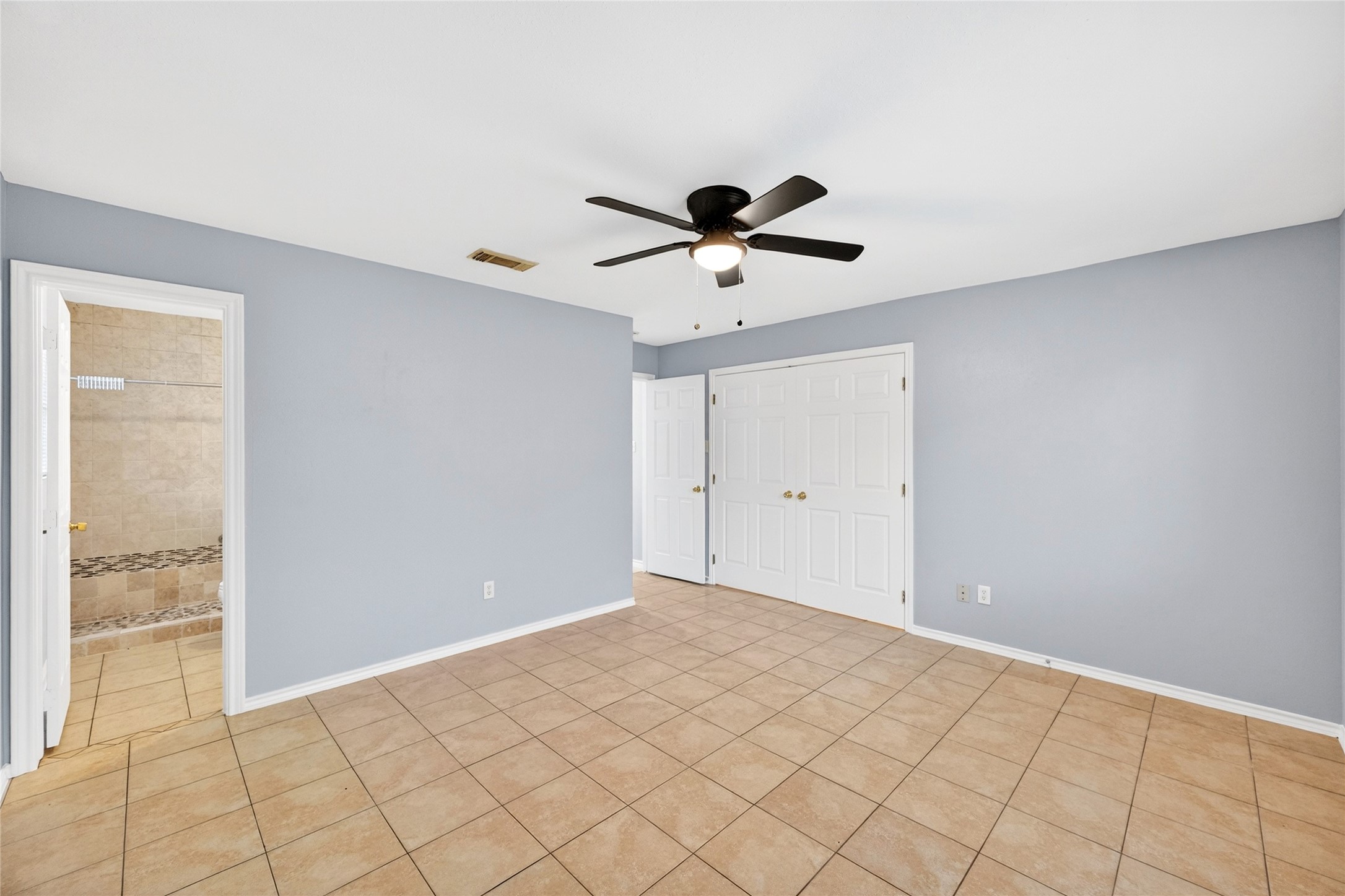 2135 Falling Oaks Road Houston, TX 77038 - Photo 20 of 38