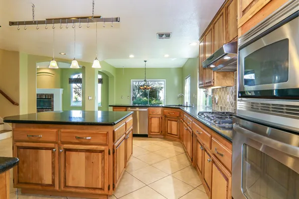 $1,200,000 | 11939 Old Eureka Way, Gold River, CA 95670
