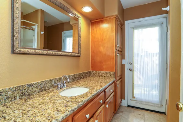 $1,200,000 | 11939 Old Eureka Way, Gold River, CA 95670