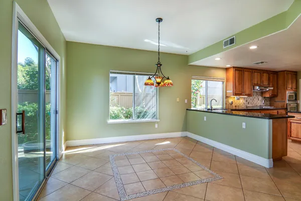 $1,200,000 | 11939 Old Eureka Way, Gold River, CA 95670
