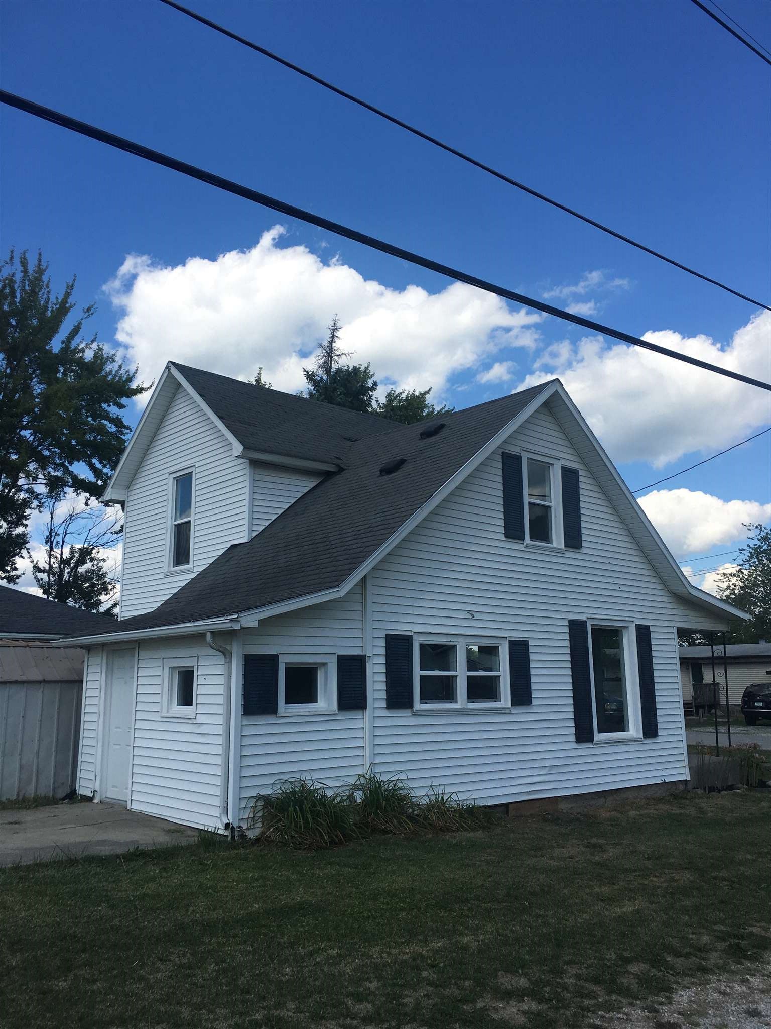 114 Western Avenue Butler, IN 46721 - Photo 2 of 36