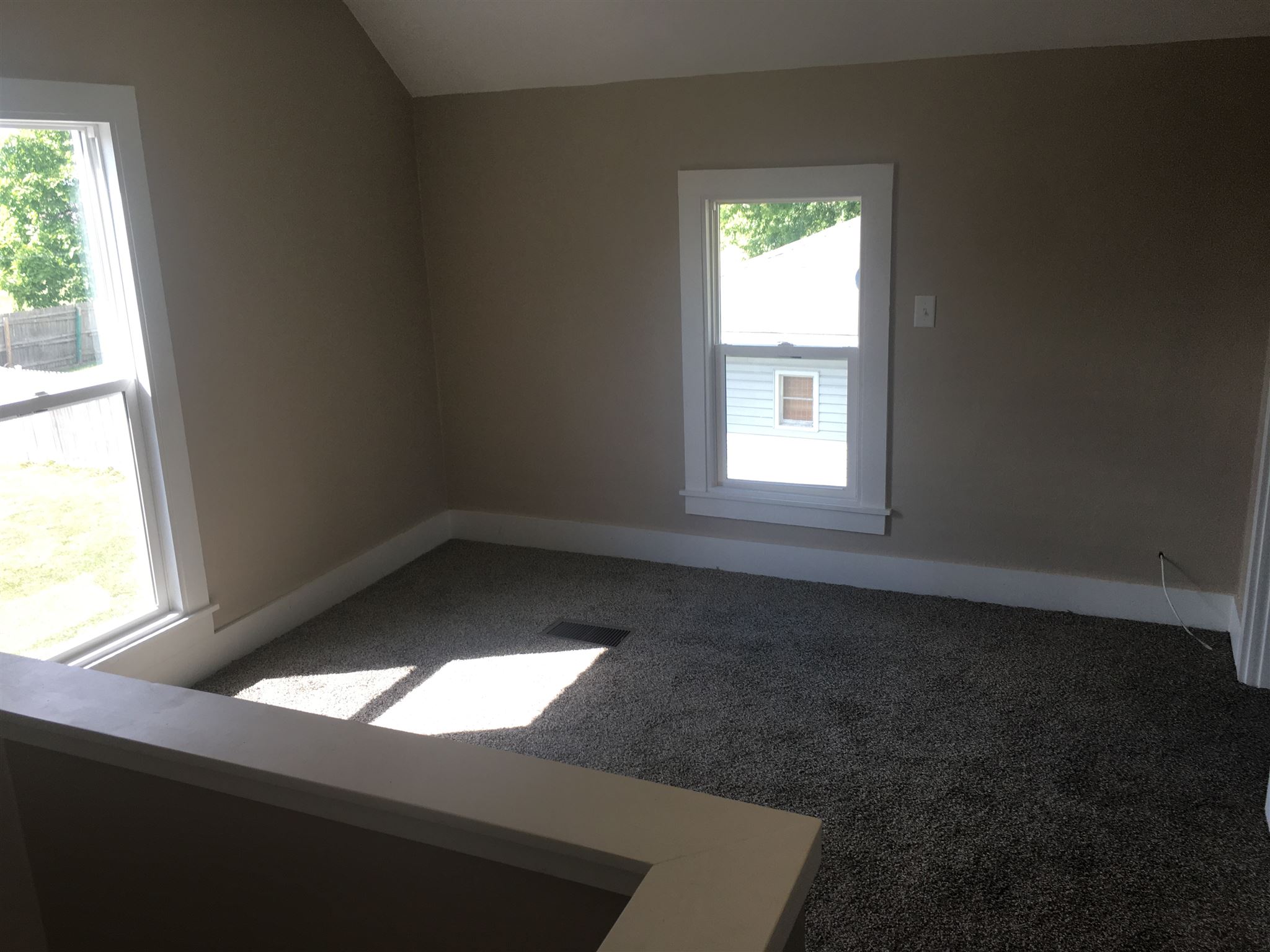 114 Western Avenue Butler, IN 46721 - Photo 24 of 36