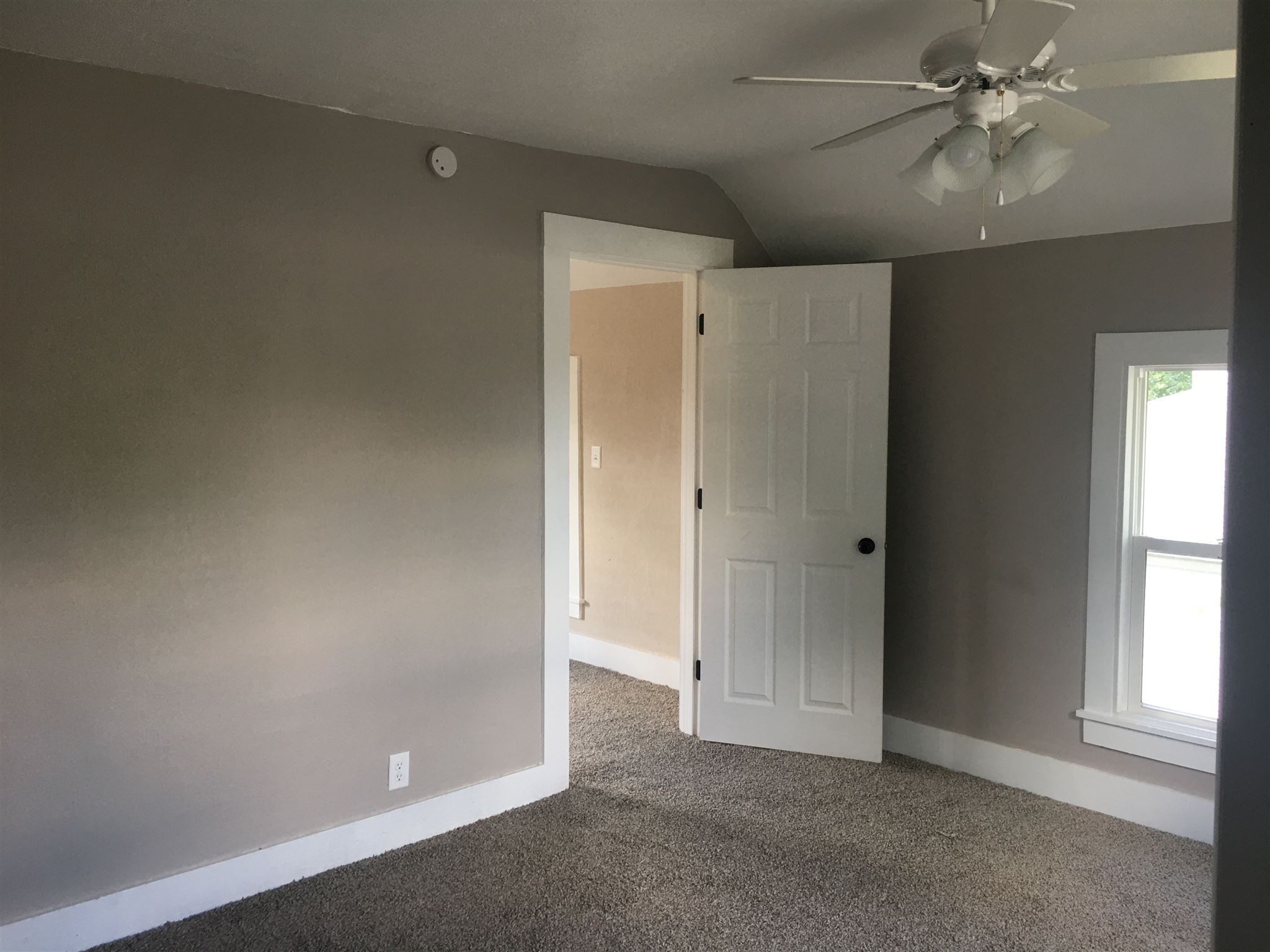 114 Western Avenue Butler, IN 46721 - Photo 28 of 36