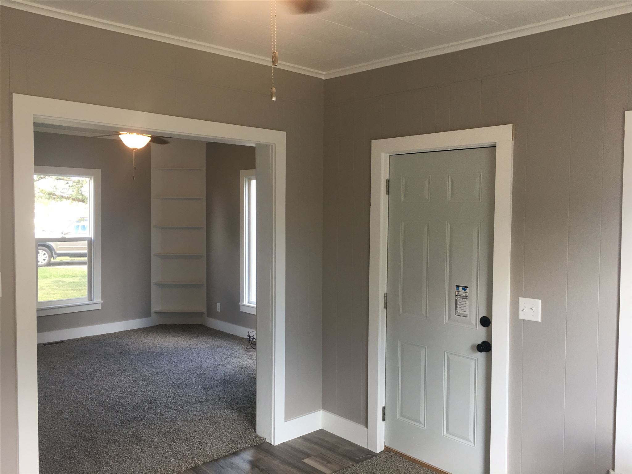 114 Western Avenue Butler, IN 46721 - Photo 8 of 36