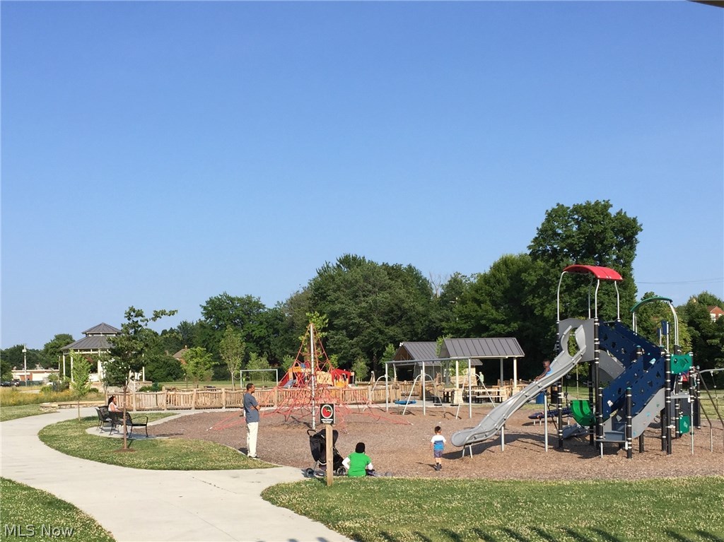 2328 Traymore Road Cleveland, OH 44118 - Photo 24 of 25 University Heights Community Park is right around the corner