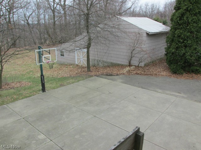 2957 Mill Ridge Circle Northwest Canton, OH 44708 - Photo 4 of 25 Gallery Image 4