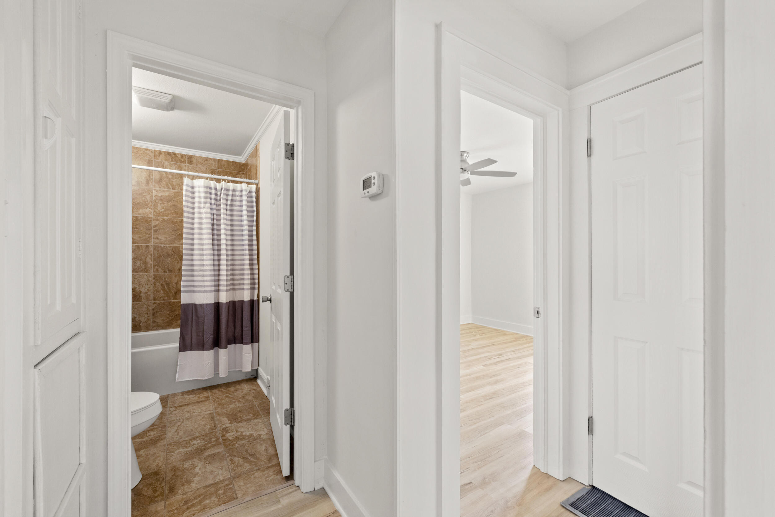 814 Alton Road Danville, KY 40422 - Photo 13 of 31 Full Bath