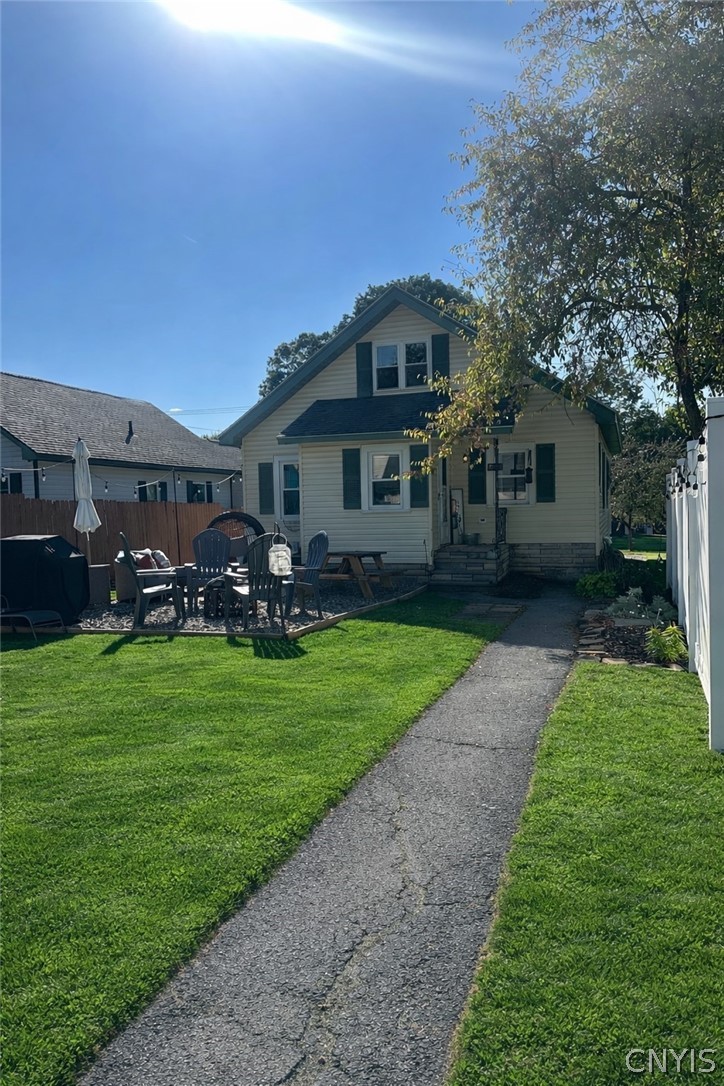 810 Turin Street Rome, NY 13440 - Photo 4 of 35