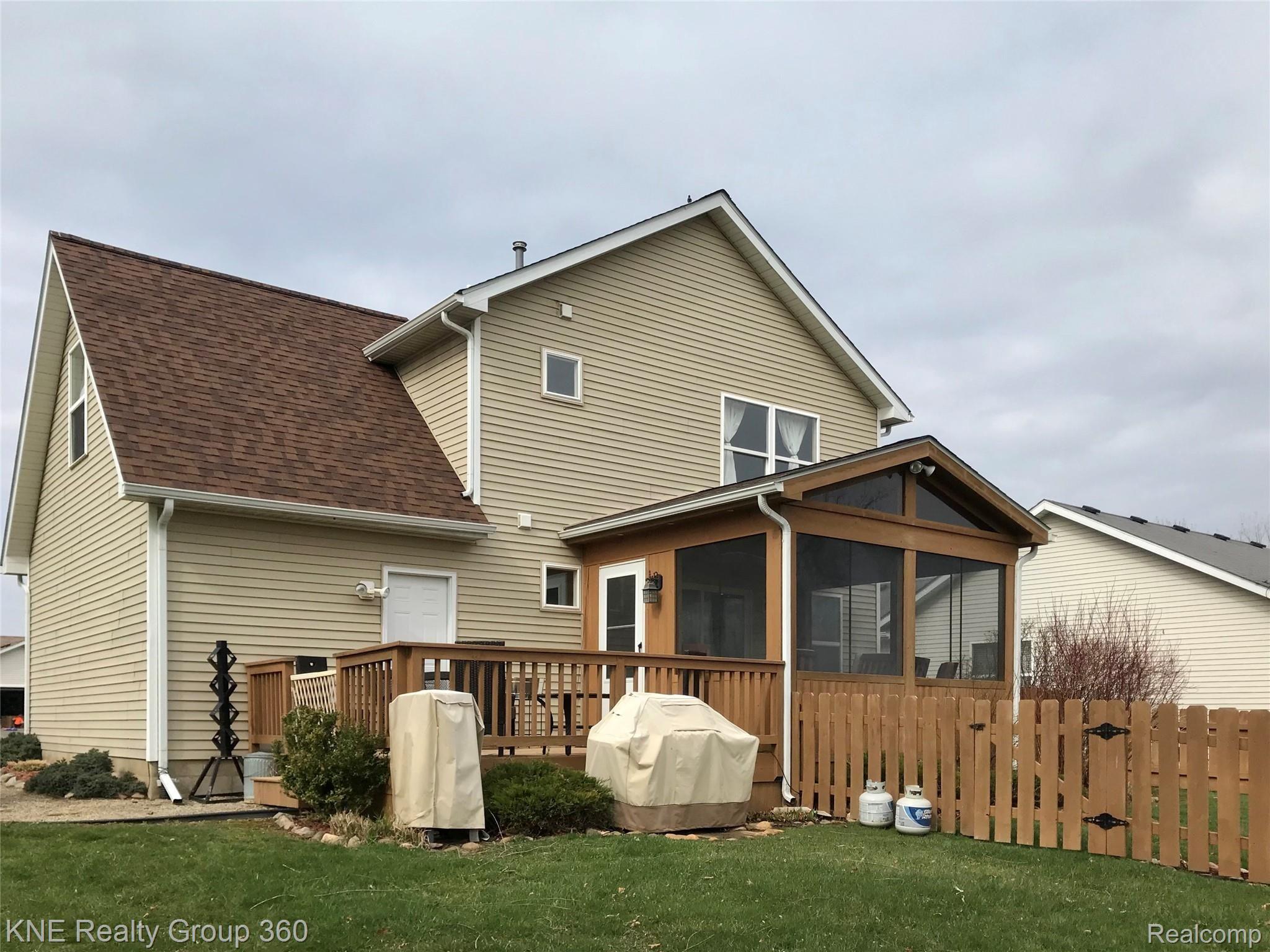 720 Brower Road Fowlerville, MI 48836 - Photo 15 of 38 CC150FD2-02E3-4AAF-935B-CE867999D708.jpeg
