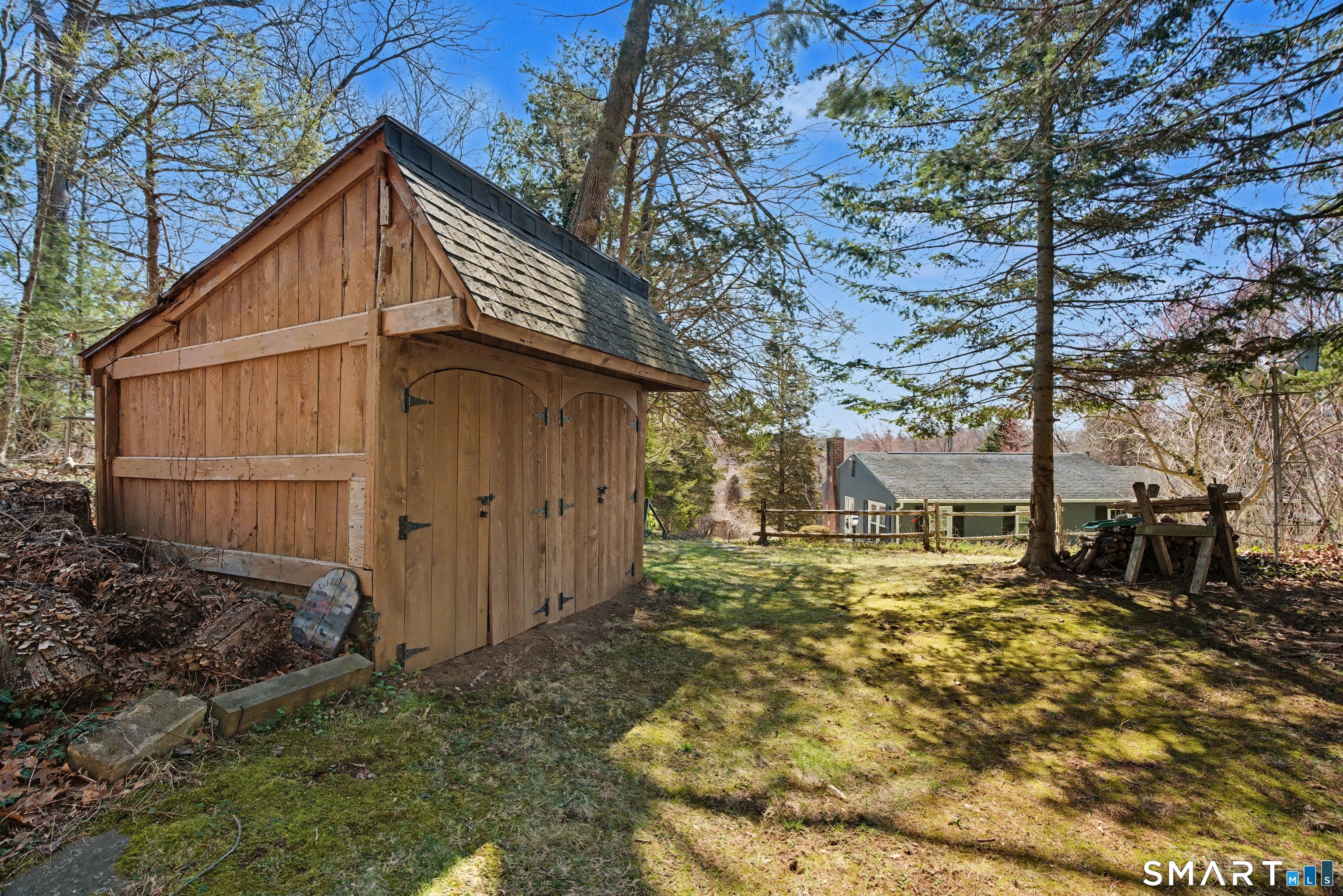 107 Horse Pond Road Madison, CT 06443 - Photo 28 of 44