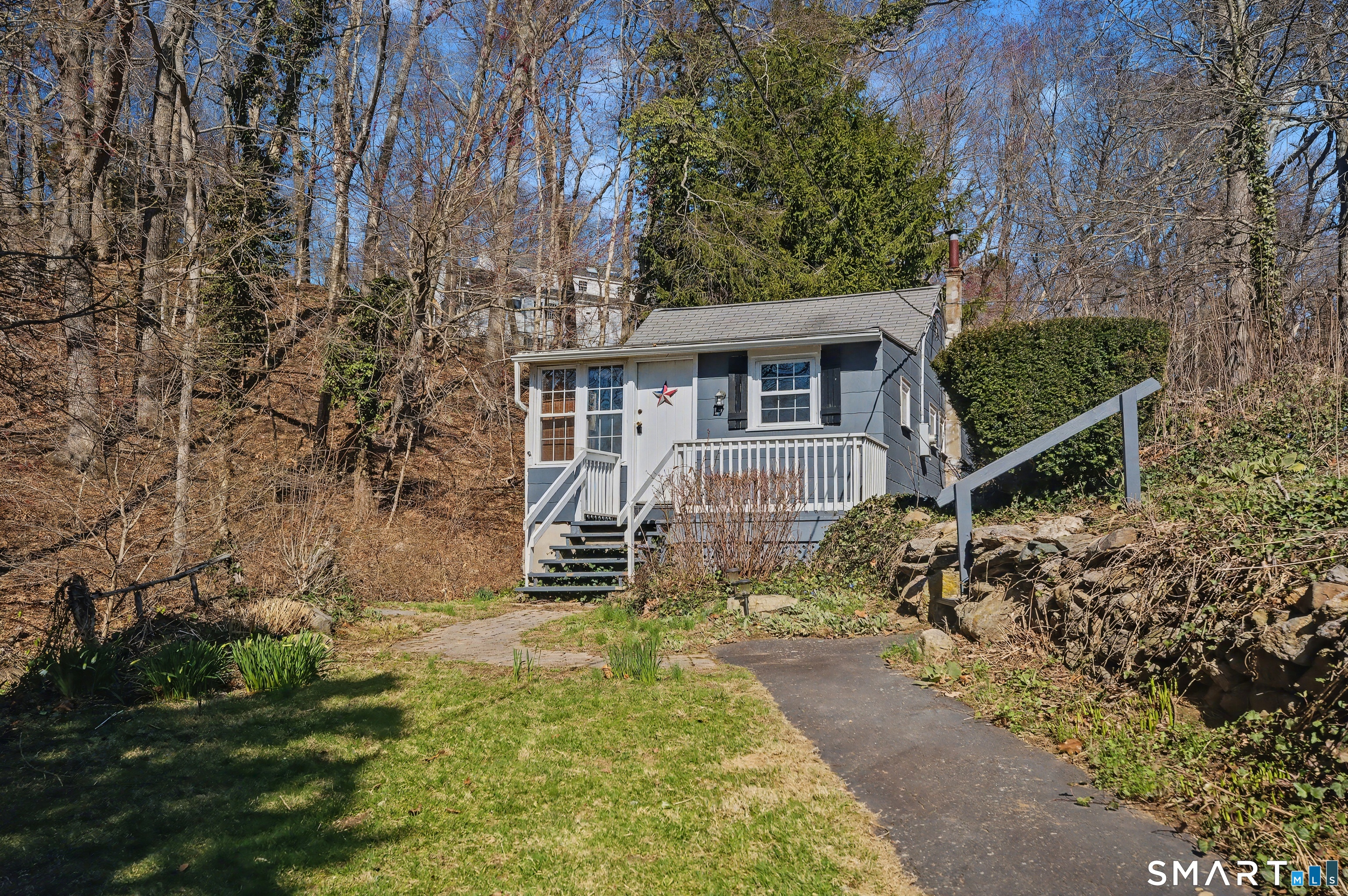 107 Horse Pond Road Madison, CT 06443 - Photo 30 of 44