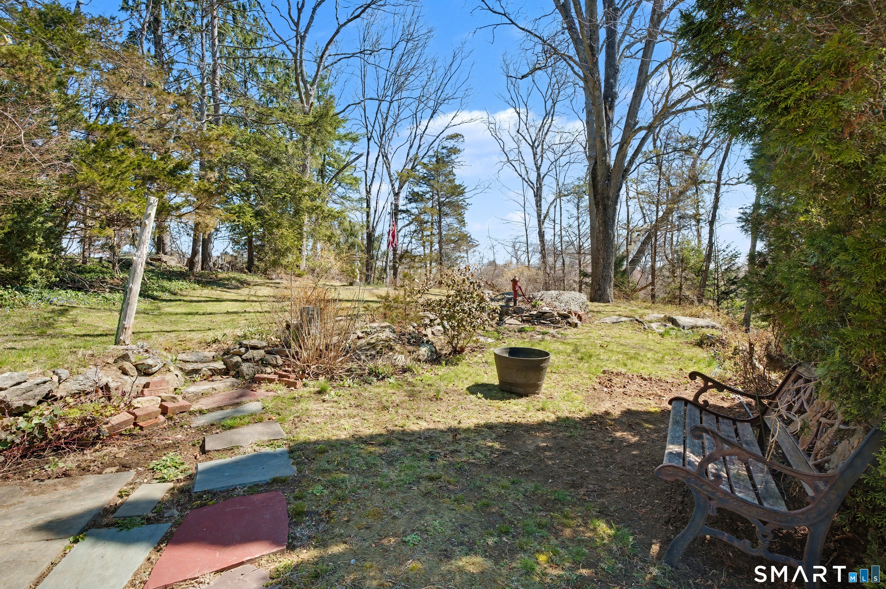 107 Horse Pond Road Madison, CT 06443 - Photo 31 of 44