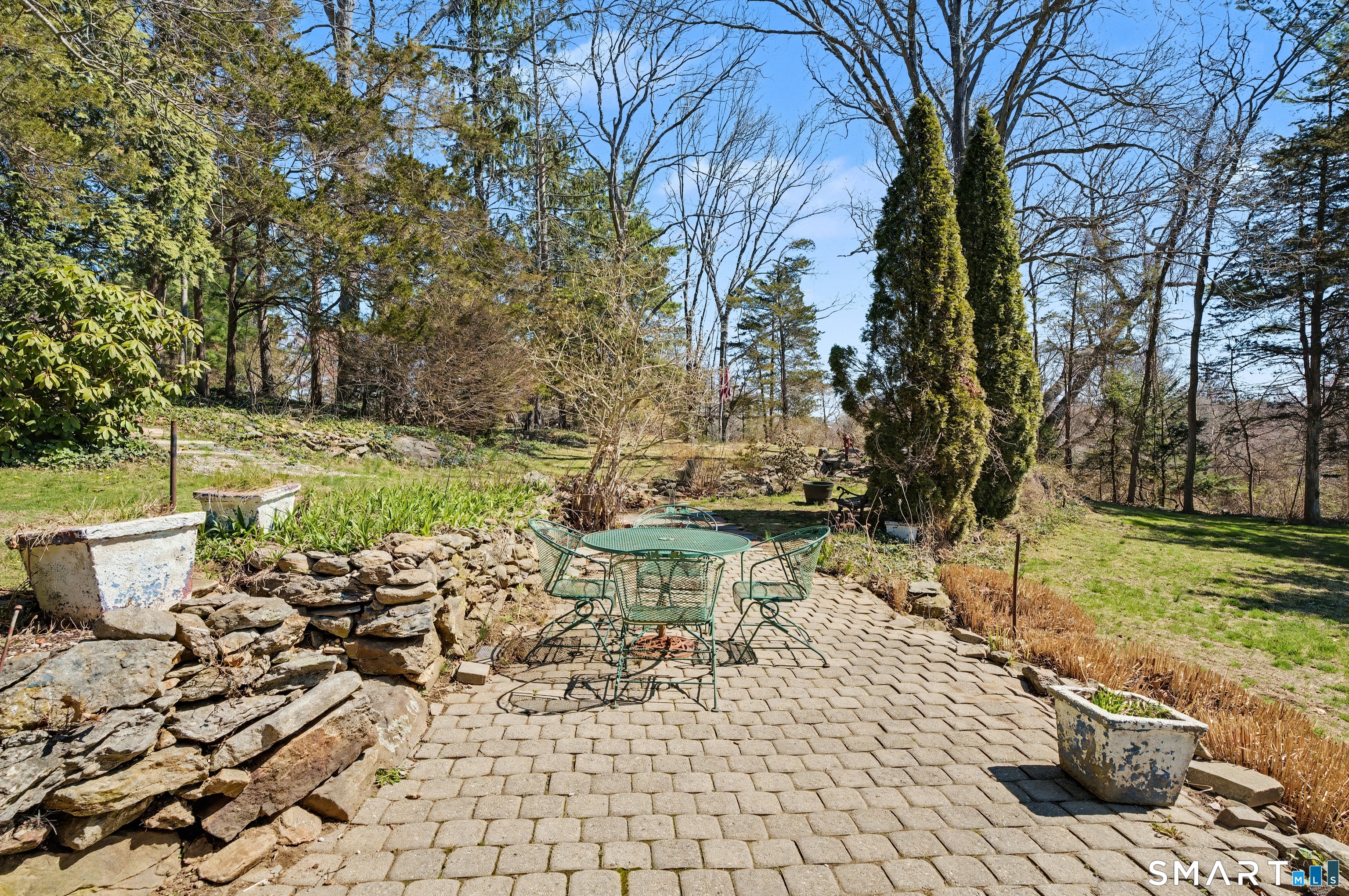 107 Horse Pond Road Madison, CT 06443 - Photo 7 of 44