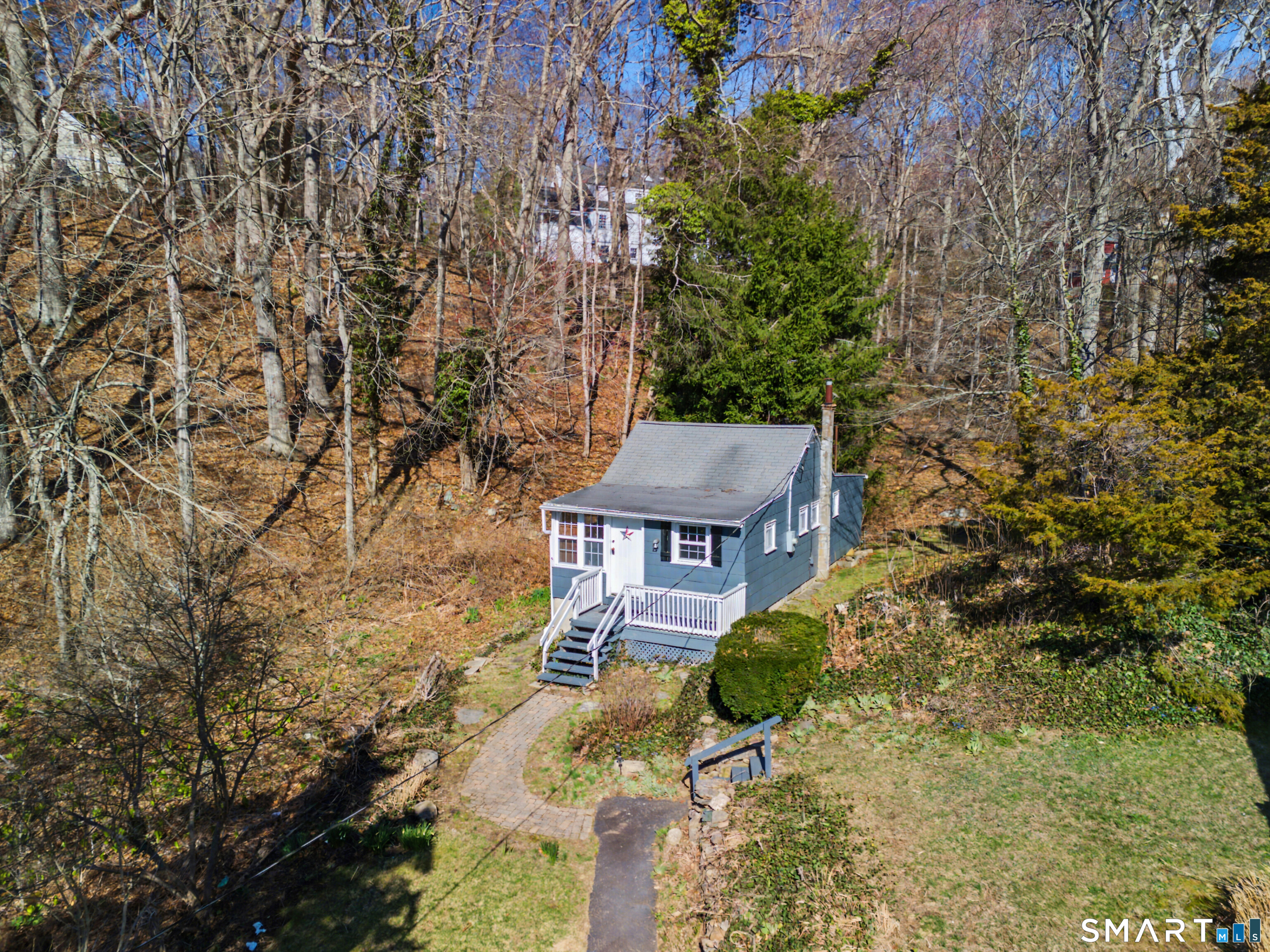 107 Horse Pond Road Madison, CT 06443 - Photo 8 of 44