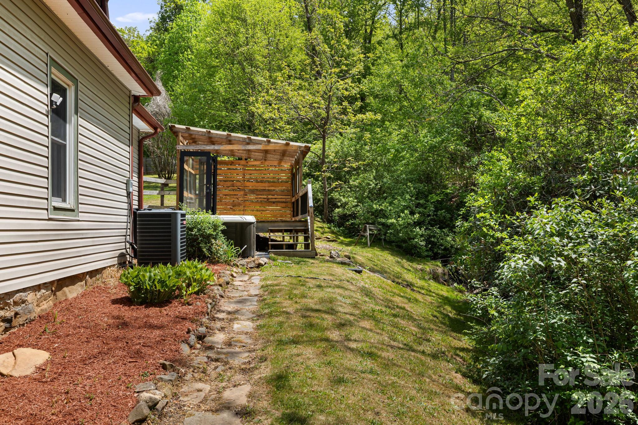 47 Saw Branch Road Candler, NC 28715 - Photo 31 of 39 Gallery Image 31