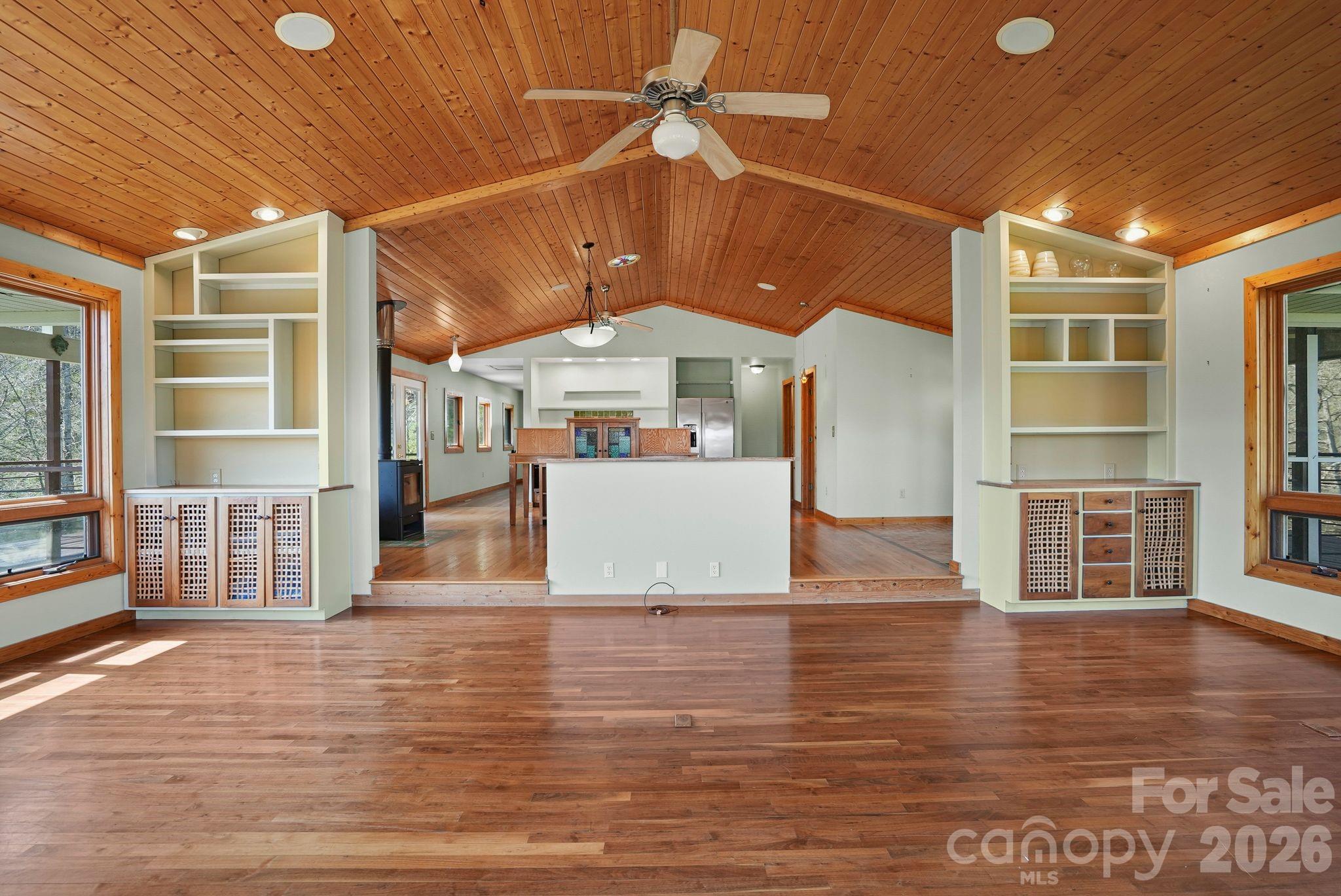 310 Burr Ridge Marshall, NC 28753 - Photo 9 of 46