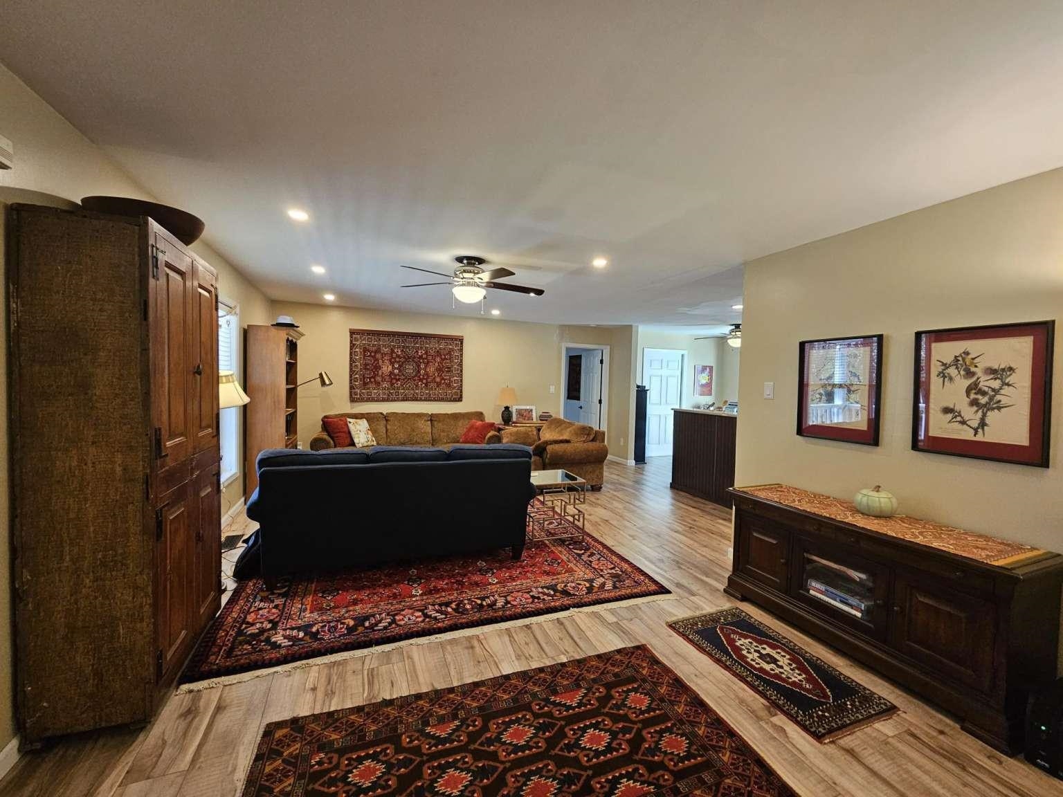 1200 Tyler Road Woodbine, NJ 08270 - Photo 14 of 29 a living room with furniture and a rug