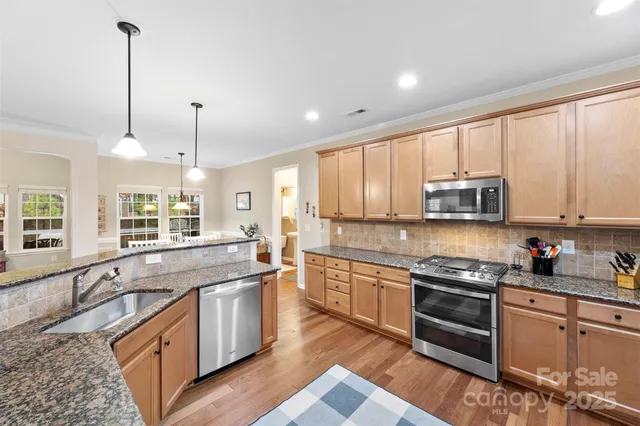 $769,900 | 401 Brookridge Drive, Mount Holly, NC 28120