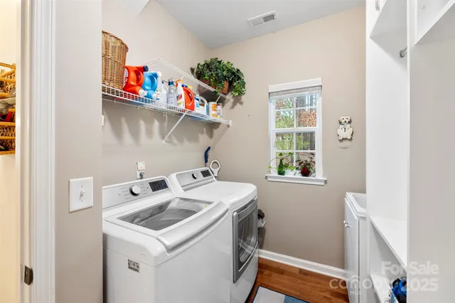 $769,900 | 401 Brookridge Drive, Mount Holly, NC 28120