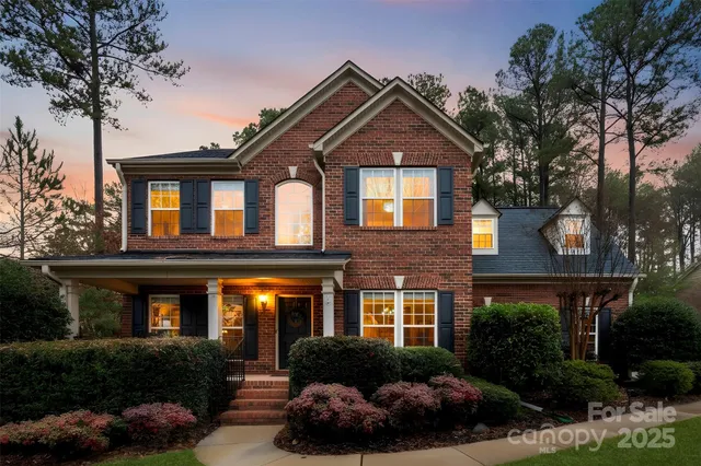 $769,900 | 401 Brookridge Drive, Mount Holly, NC 28120