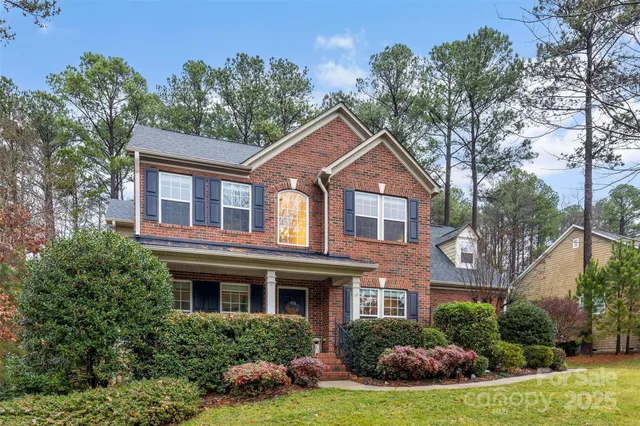$769,900 | 401 Brookridge Drive, Mount Holly, NC 28120