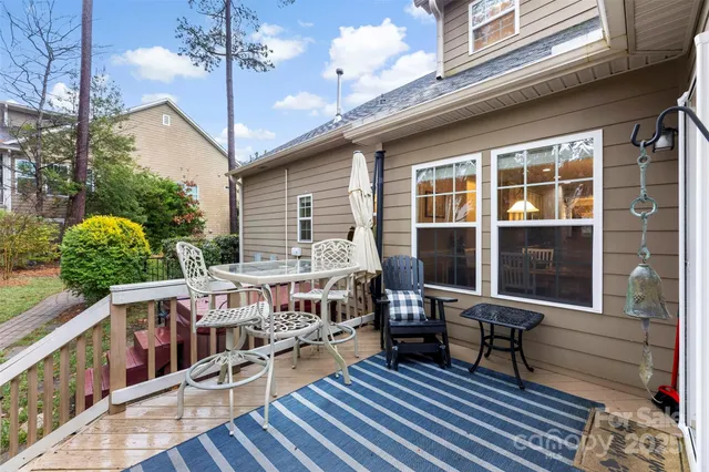 $769,900 | 401 Brookridge Drive, Mount Holly, NC 28120