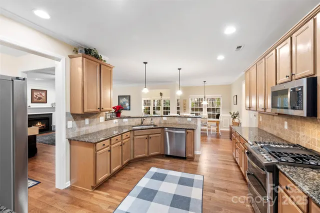 $769,900 | 401 Brookridge Drive, Mount Holly, NC 28120