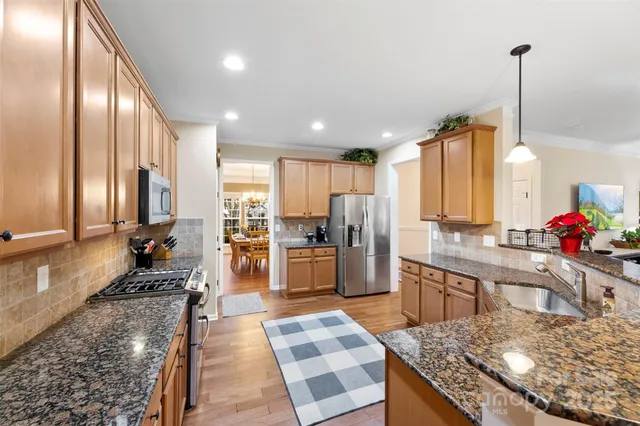 $769,900 | 401 Brookridge Drive, Mount Holly, NC 28120