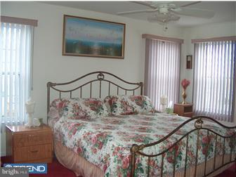 33 Keswick Road Hightstown, NJ 08520 - Photo 8 of 11 Gallery Image 8