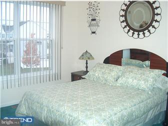 33 Keswick Road Hightstown, NJ 08520 - Photo 9 of 11 Gallery Image 9