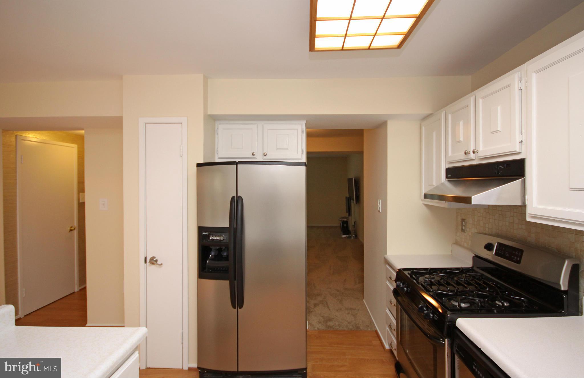 9424 Kilimanjaro Road Columbia, MD 21045 - Photo 12 of 30 Kitchen