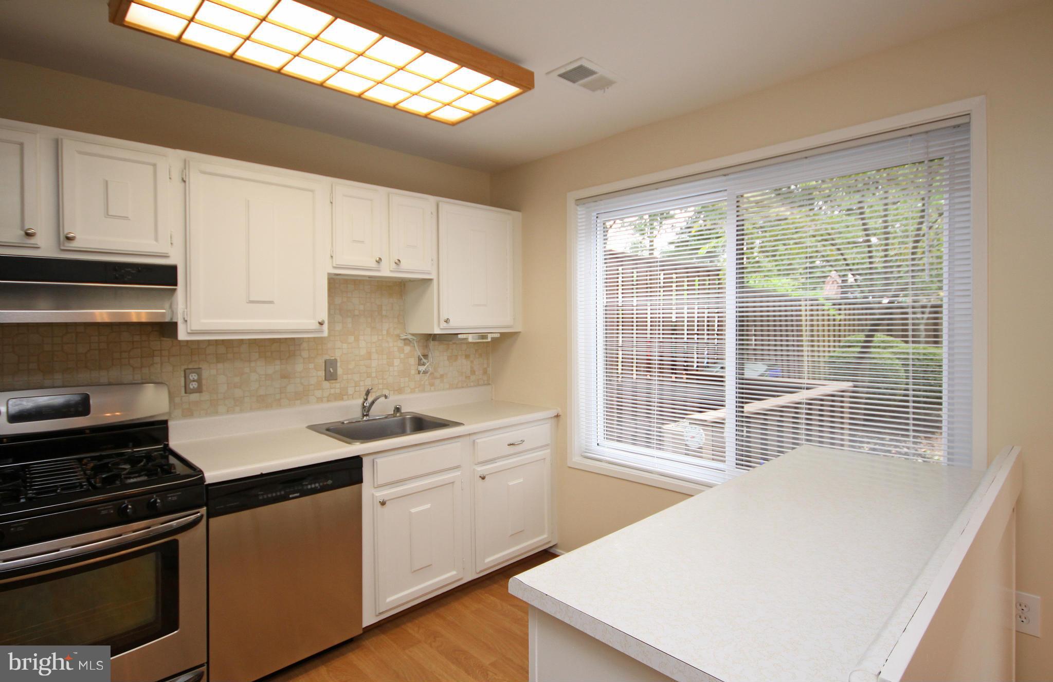 9424 Kilimanjaro Road Columbia, MD 21045 - Photo 14 of 30 Kitchen