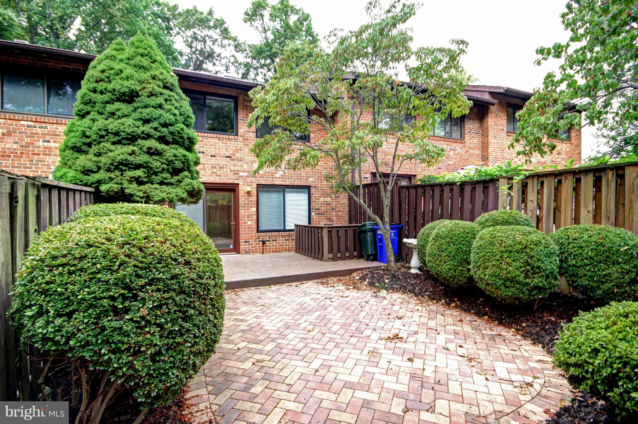9424 Kilimanjaro Road Columbia, MD 21045 - Photo 28 of 30 Exterior (Rear)