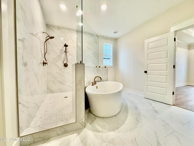 $499,900 | 127 Bakersfield Way, Nesbit, MS 38651