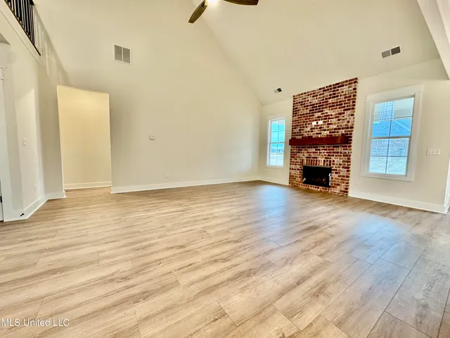 $499,900 | 127 Bakersfield Way, Nesbit, MS 38651