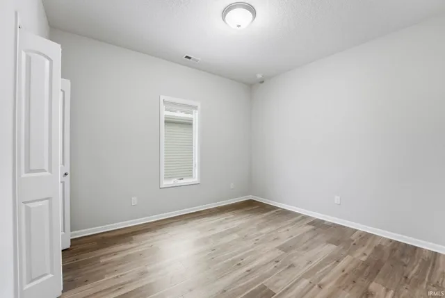 $330,000 | 832 Owls Point, Fort Wayne, IN 46825