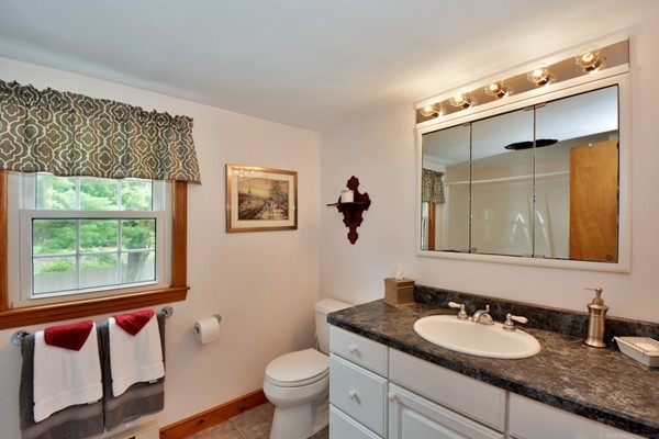 8 Madison Road Northborough, MA 01532 - Photo 17 of 24 Gallery Image 17