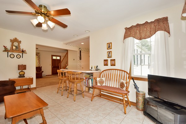8 Madison Road Northborough, MA 01532 - Photo 7 of 24 Gallery Image 7
