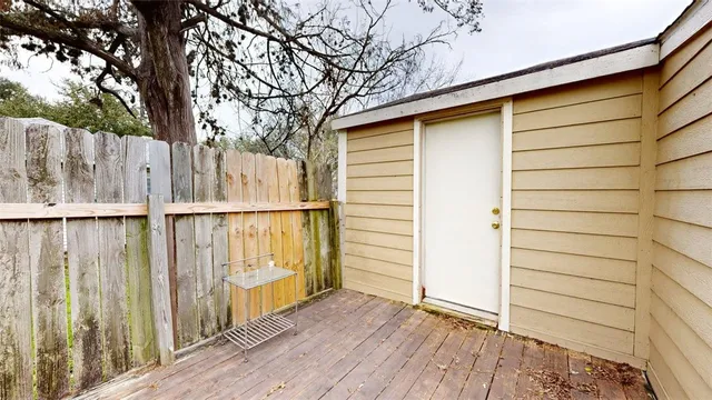 $1,250 | 303 Montclair Avenue, College Station, TX 77840