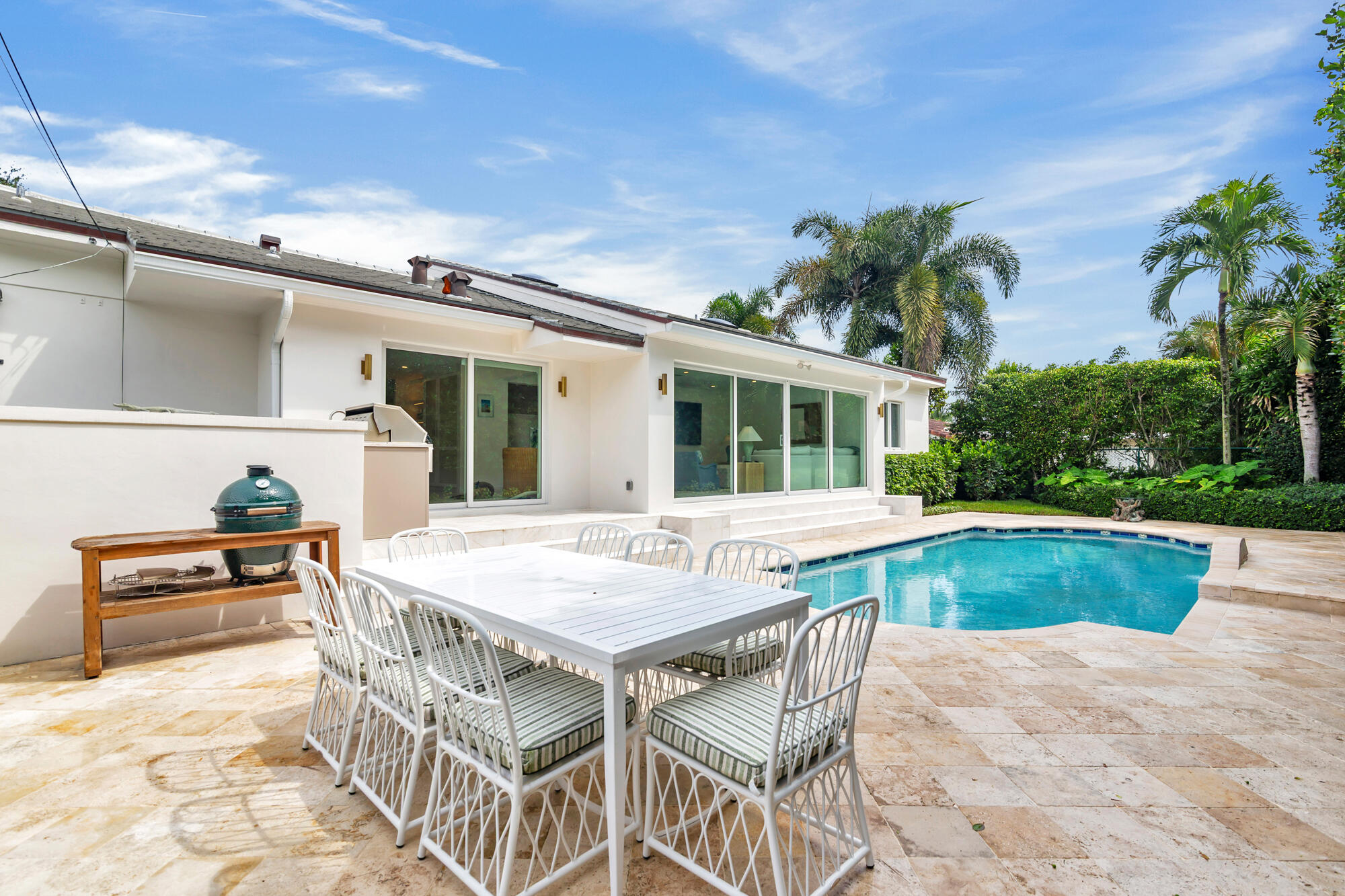 250 Murray Road West Palm Beach, FL 33405 - Photo 30 of 46 Patio