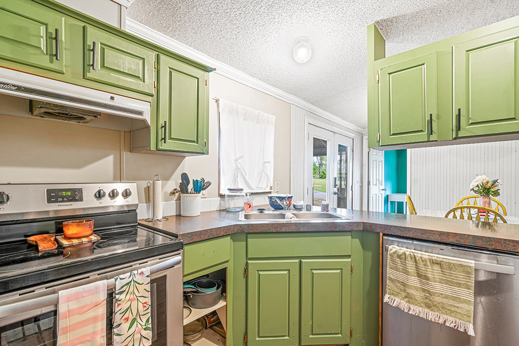 885 State Rd S-30-563 Ware Shoals, SC 29692 - Photo 3 of 13