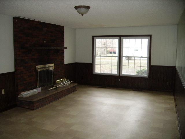39 Collins Road Red Boiling Springs, TN 37150 - Photo 4 of 12