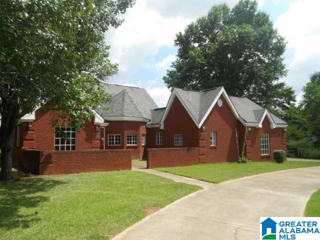 1725 Patch Place Anniston, AL 36201 - Photo 4 of 16